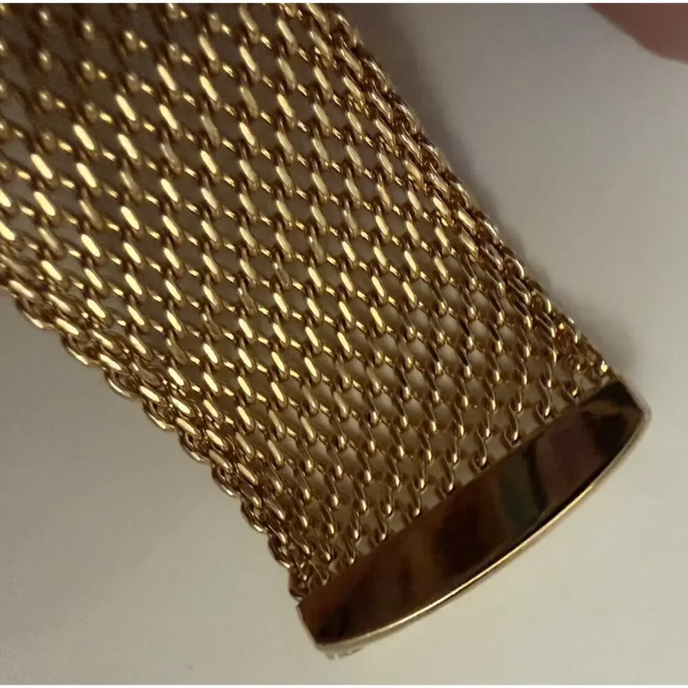 Signed Vintage Sarah Cov Gold Mesh Adjustable Belt with Buckle